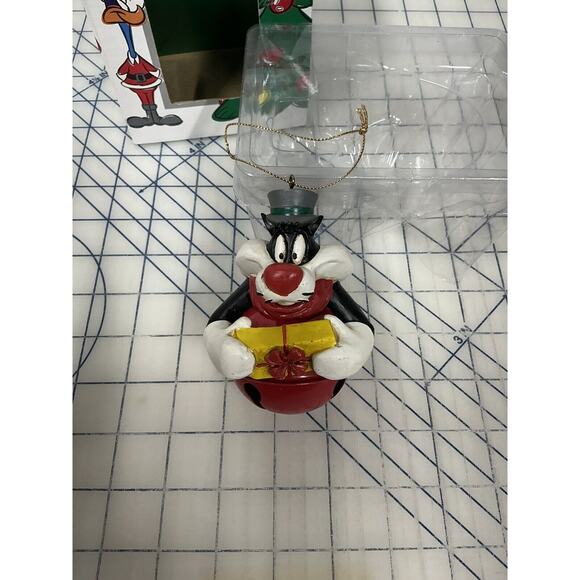 VTG 1998 Sylvester The Cat Christmas Bell Ornament From Warner Bros. - Heavy - Picture 2 of 9